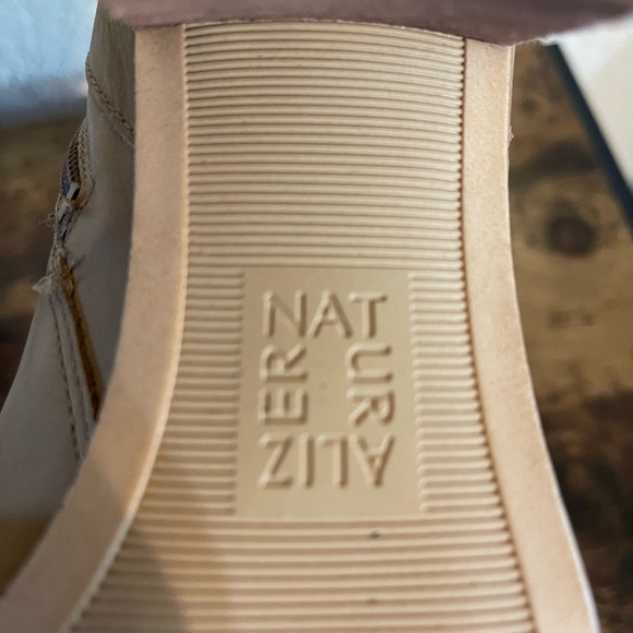 Naturalizer Booties / Boots - Size 7 - Carmel/Beige - Picture 7 of 7